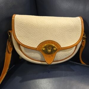 Vintage Dooney & Bourke White and Tan Leather Shoulder Bag / Cross-body